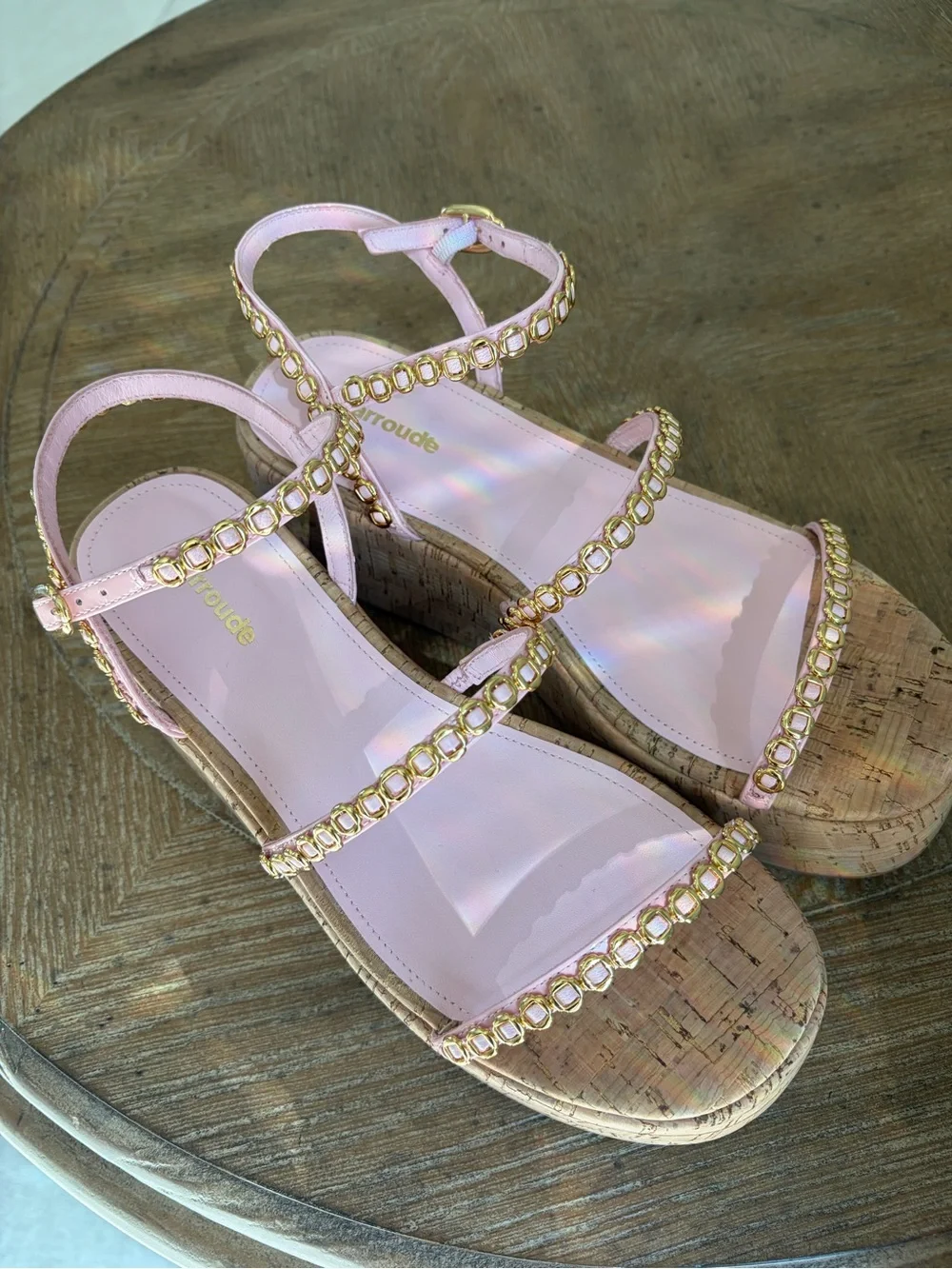 Larroude Gio Melanina Flatform in Tulip Patent Leather (NEVER BEEN WORN)